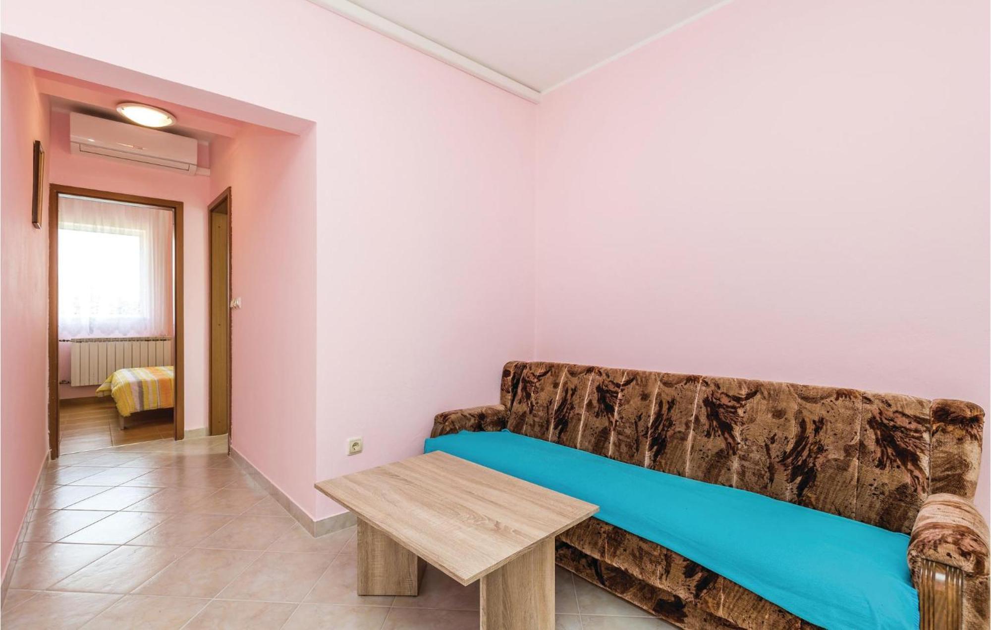 Gorgeous Apartment In Matulji With Kitchen Exterior foto