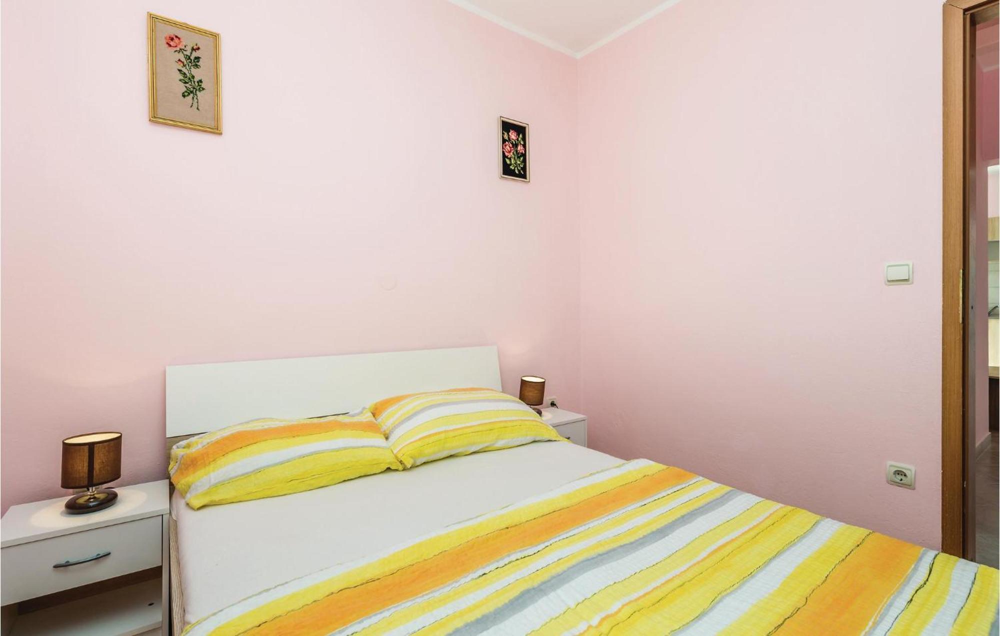 Gorgeous Apartment In Matulji With Kitchen Exterior foto